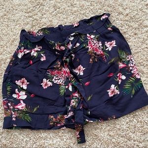 Floral paper bag waist soft shorts